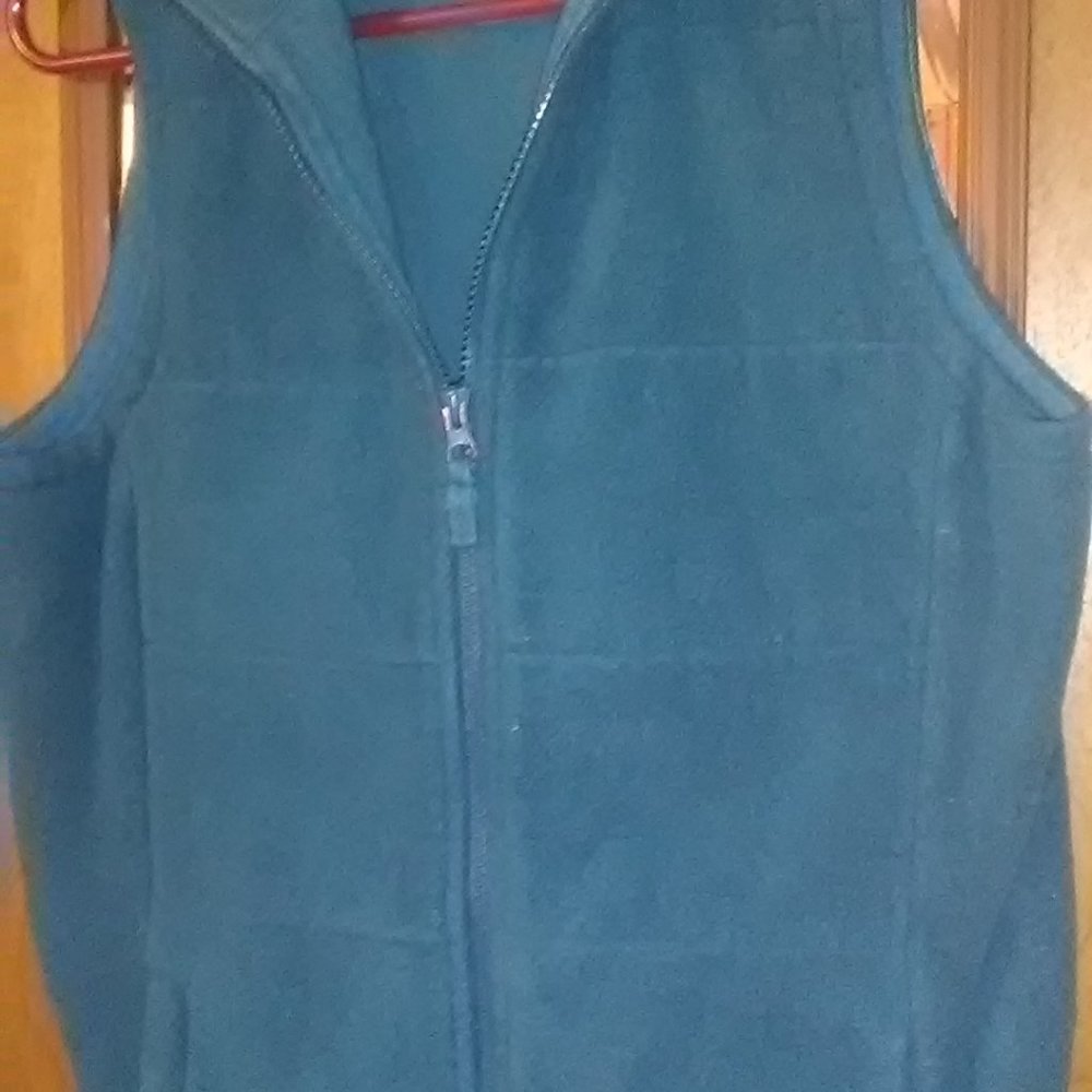 womans small Lands End vest